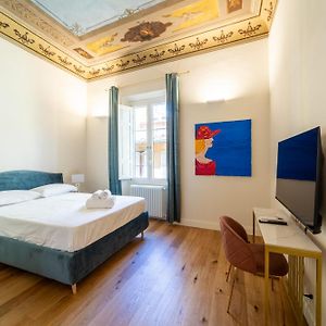 Uitgebreide Kamer met een King Size Bed